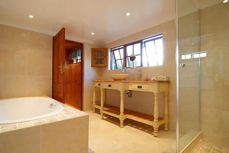 Sacred Mountain Lodge - honeymoon suite Noordhoek Cape Town